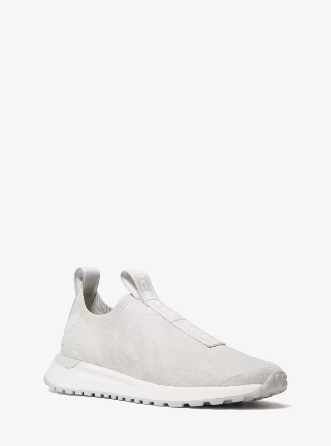 Bodie Logo Embossed Stretch Knit Slip-On Tenisky Bodie Logo Embossed Stretch Knit Slip-On Tenisky