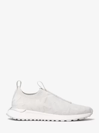 Bodie Logo Embossed Stretch Knit Slip-On Tenisky