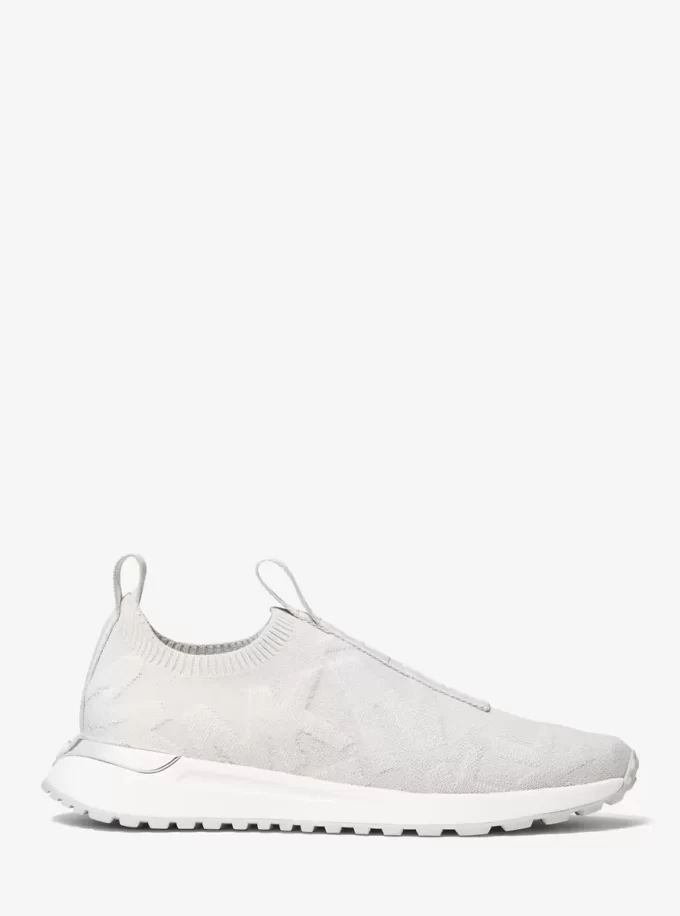 Bodie Logo Embossed Stretch Knit Slip-On Tenisky Bodie Logo Embossed Stretch Knit Slip-On Tenisky