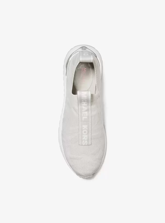 Bodie Logo Embossed Stretch Knit Slip-On Tenisky Bodie Logo Embossed Stretch Knit Slip-On Tenisky