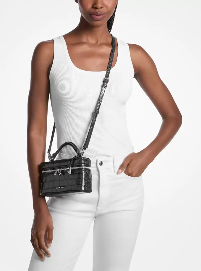 Extra malá crossbody kabelka Jana s reliéfní krokodýlí kůží Extra malá crossbody kabelka Jana s reliéfní krokodýlí kůží