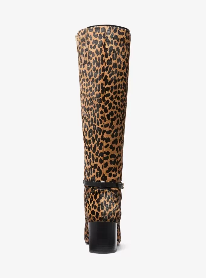 Široké kozačky na podpatku s leopardím potiskem a lýtkovým vzorem Ella Široké kozačky na podpatku s leopardím potiskem a lýtkovým vzorem Ella