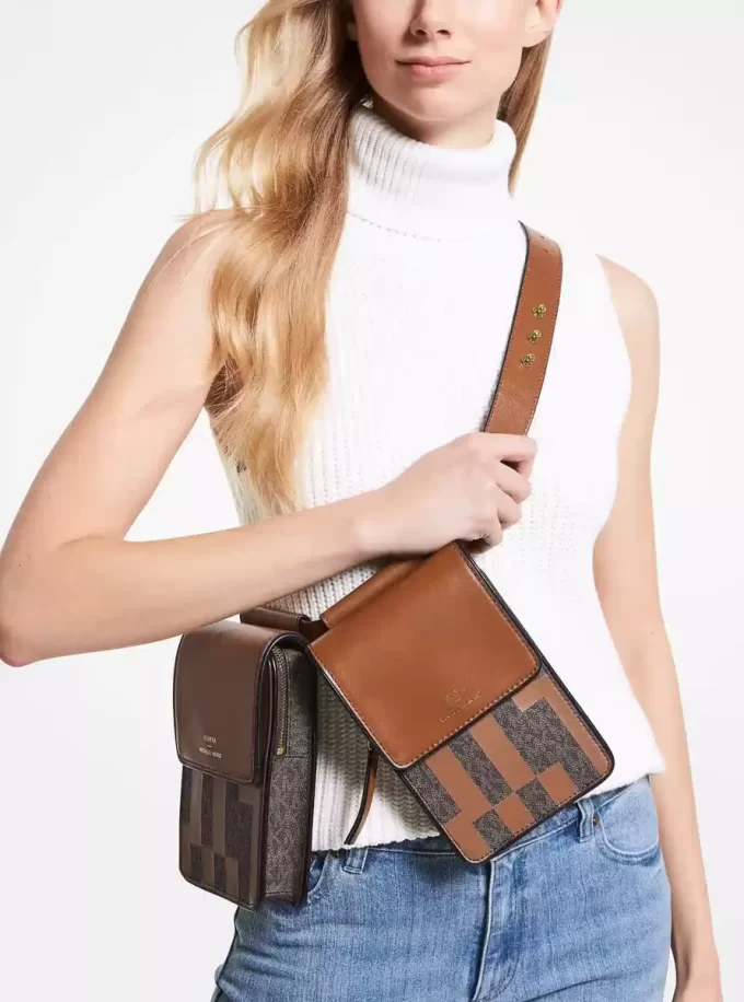 Kabelka ASHYA X MICHAEL KORS Saga Signature a kůže Multi Kabelka ASHYA X MICHAEL KORS Saga Signature a kůže Multi