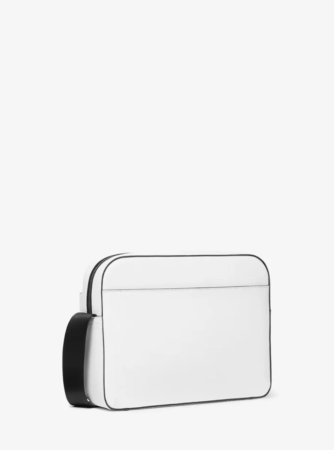 Kožená praktická crossbody kabelka Cooper Saffiano Kožená praktická crossbody kabelka Cooper Saffiano
