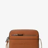 Kožená praktická crossbody kabelka Hudson Pebbled Kožená praktická crossbody kabelka Hudson Pebbled