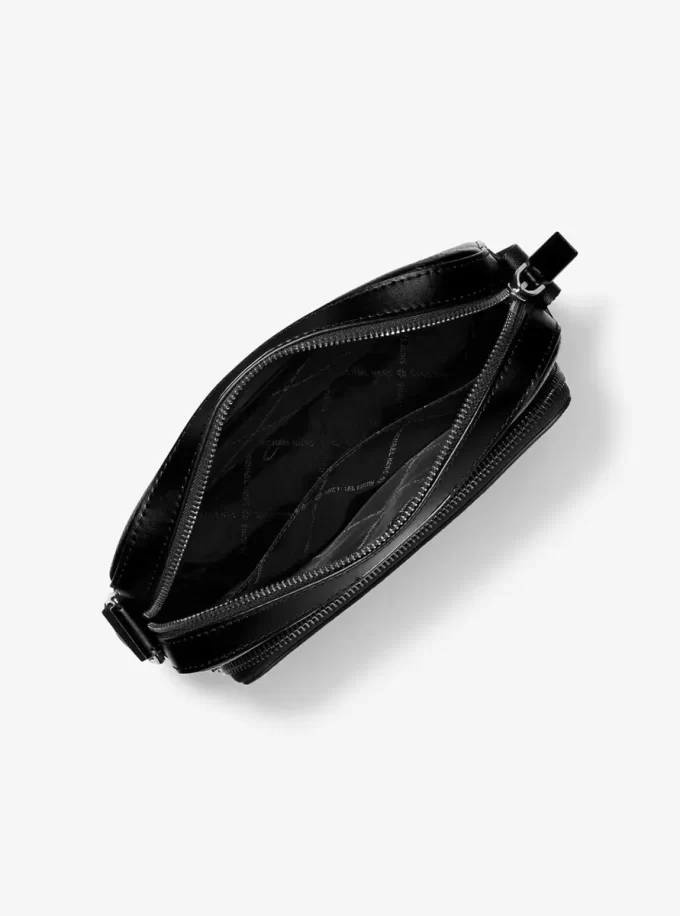 Kožená praktická crossbody taška Cooper Pebbled Kožená praktická crossbody taška Cooper Pebbled