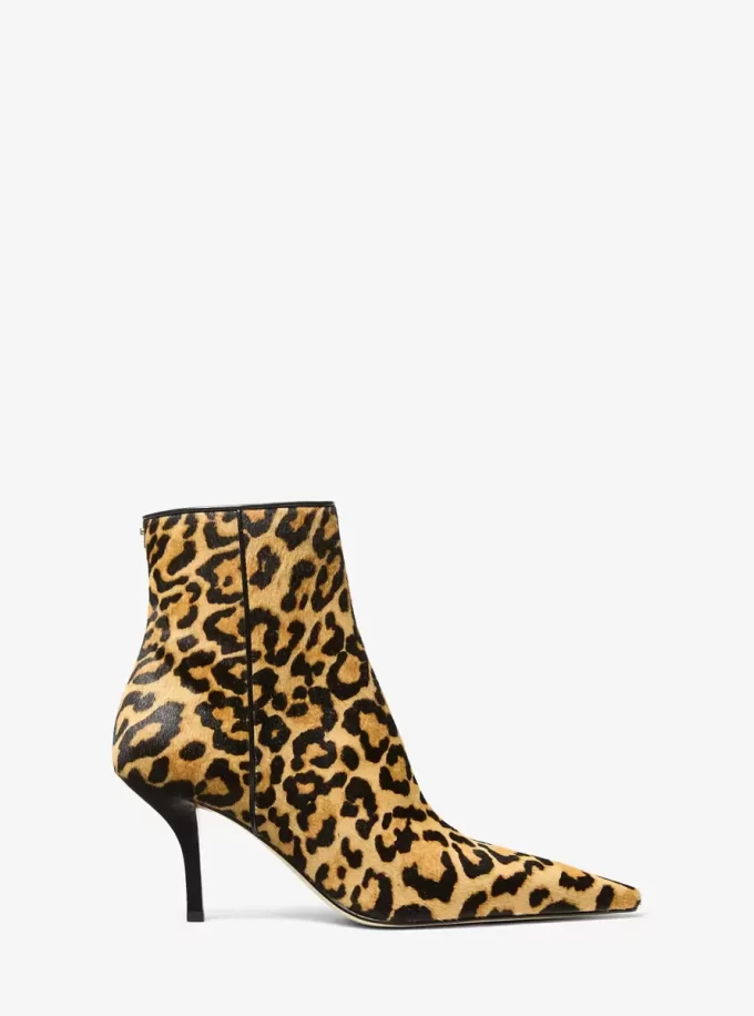 Kotníkové boty Selina s leopardím potiskem a telecí srstí Kotníkové boty Selina s leopardím potiskem a telecí srstí