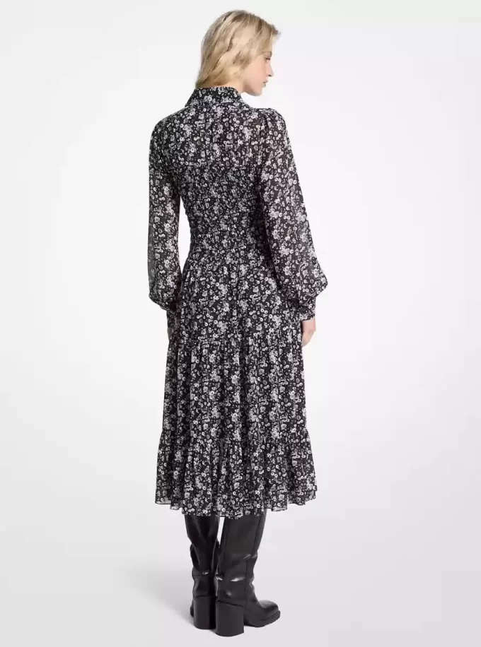 Květinové potisky, lemované košilové šaty z Georgette Květinové potisky, lemované košilové šaty z Georgette
