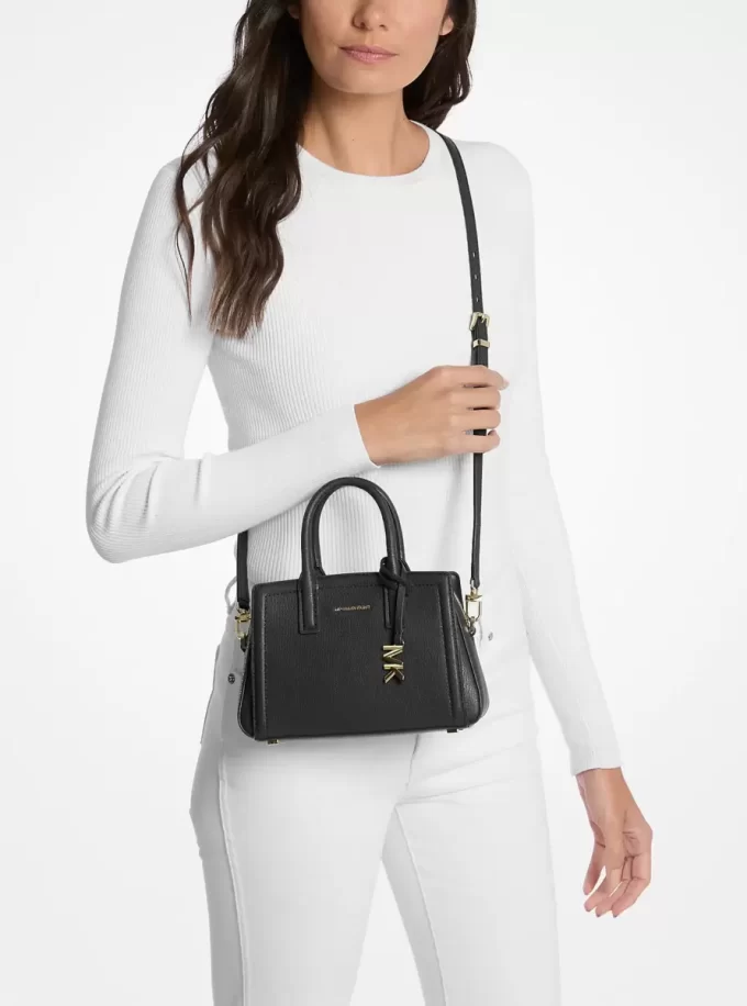 Laila extra malá kožená crossbody kabelka Laila extra malá kožená crossbody kabelka
