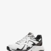 Leo Mixed-Media Trainer Leo Mixed-Media Trainer