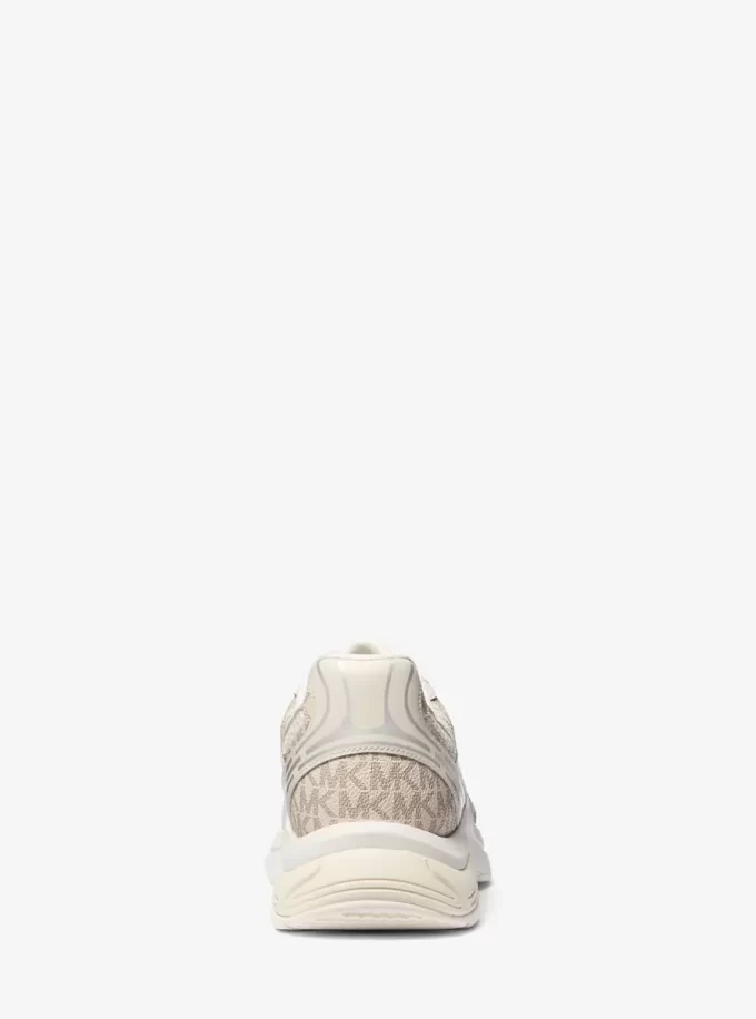 Leo Mixed-Media Trainer Leo Mixed-Media Trainer