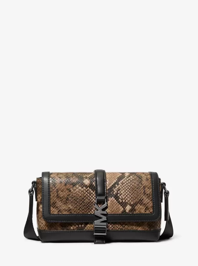 Malá crossbody kabelka Cyrus s reliéfním hadím vzorem