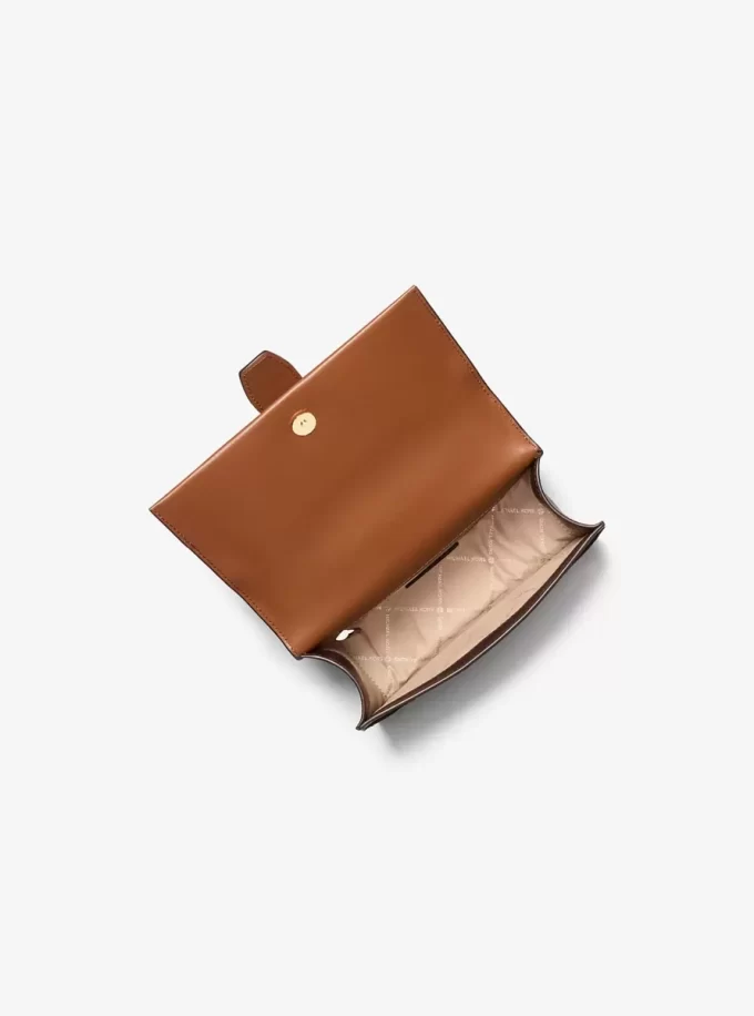 Malá crossbody kabelka Greenwich s barevnými bloky a podpisovým logem Malá crossbody kabelka Greenwich s barevnými bloky a podpisovým logem