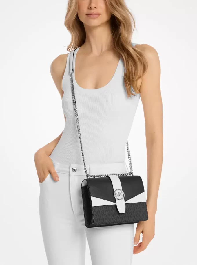 Malá crossbody kabelka Greenwich s barevnými bloky a podpisovým logem Malá crossbody kabelka Greenwich s barevnými bloky a podpisovým logem