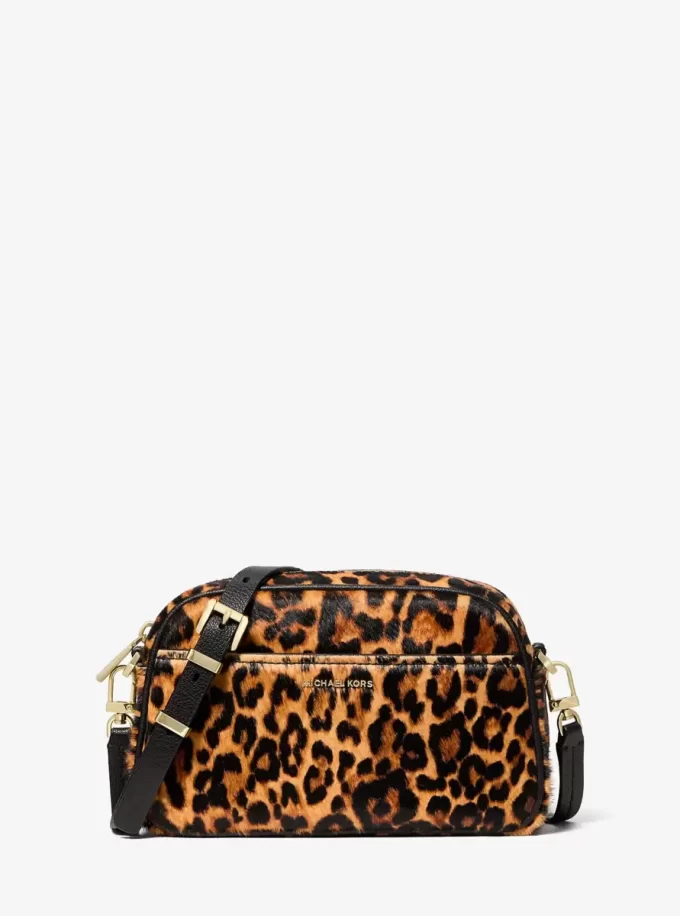 Malá crossbody kabelka Jet Set s leopardím potiskem a lýtkovým potiskem Malá crossbody kabelka Jet Set s leopardím potiskem a lýtkovým potiskem