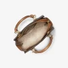 Malá crossbody kabelka s logem Marilyn Malá crossbody kabelka s logem Marilyn