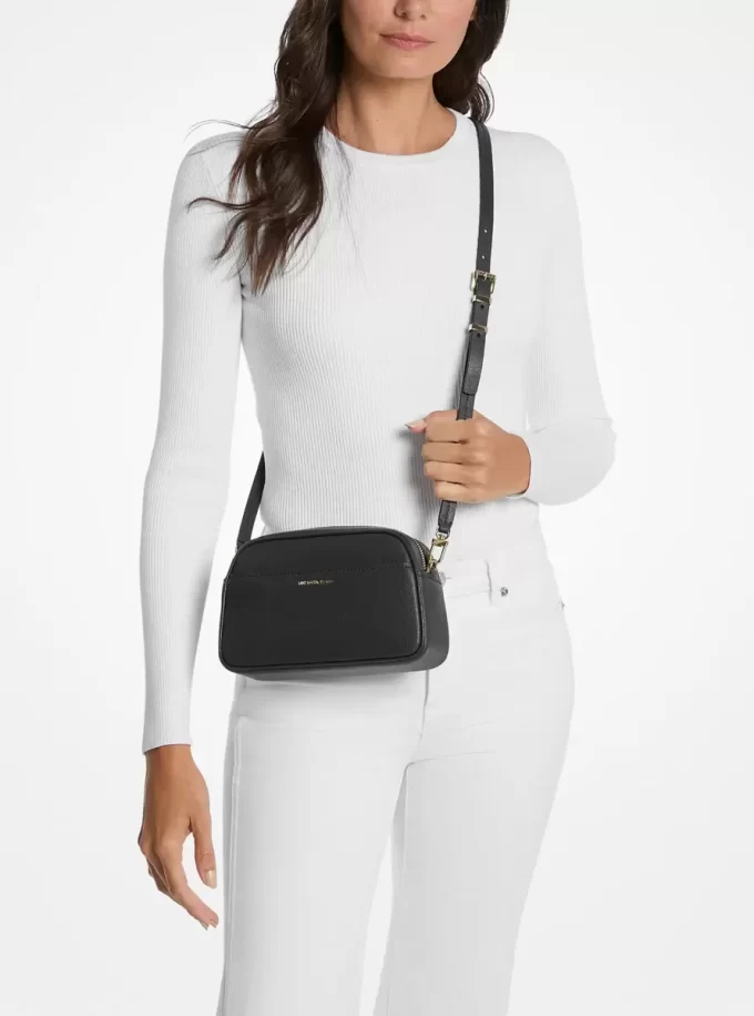 Malá kožená crossbody taška Jet Set na fotoaparát Malá kožená crossbody taška Jet Set na fotoaparát