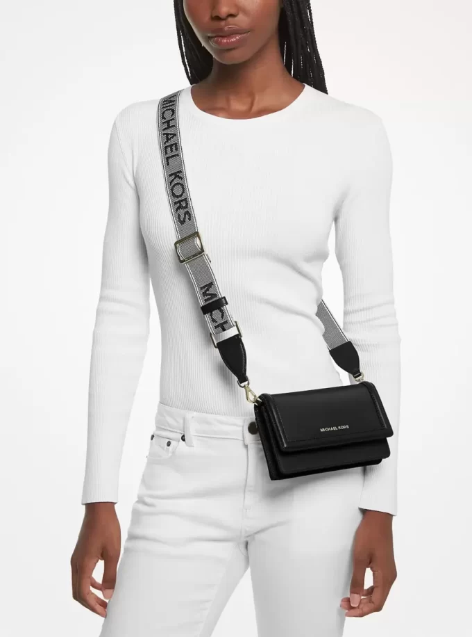 Malá nylonová gabardénová crossbody taška Jet Set Malá nylonová gabardénová crossbody taška Jet Set