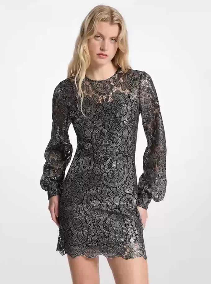 Minišaty s metalickým paisley krajkovým vzorem Minišaty s metalickým paisley krajkovým vzorem