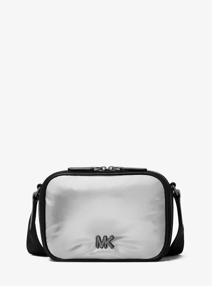 Nadýchaná metalická crossbody kabelka Brooklyn Nadýchaná metalická crossbody kabelka Brooklyn