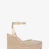 Plátěné espadrilky Larissa s metalickým vzorem na klínku Plátěné espadrilky Larissa s metalickým vzorem na klínku