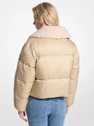 Potisk loga a prošívaná bunda Sherpa