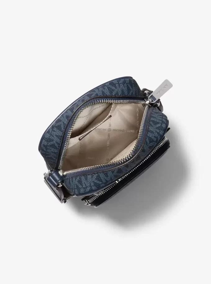 Střední crossbody kabelka Jet Set Signature Logo Střední crossbody kabelka Jet Set Signature Logo