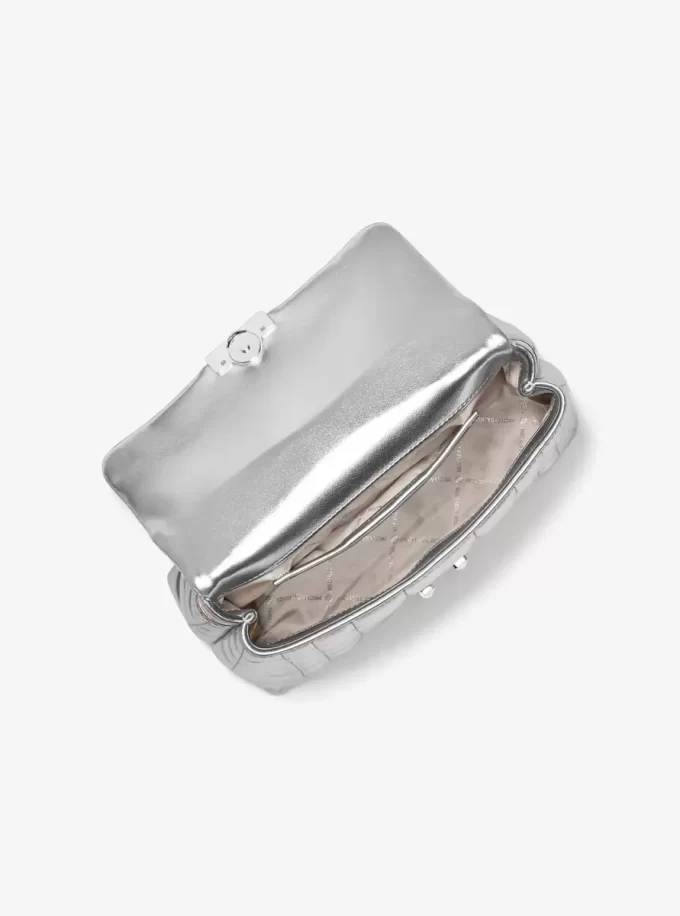 Střední prošívaná metalická kožená brašna Tribeca Střední prošívaná metalická kožená brašna Tribeca