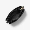 Středně velká kožená crossbody kabelka Trisha Pebbled Středně velká kožená crossbody kabelka Trisha Pebbled