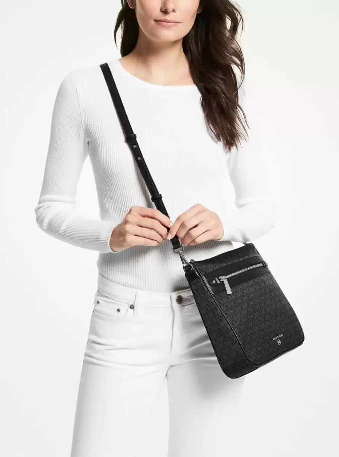 Tkaná crossbody kabelka Jet Set s velkým logem Tkaná crossbody kabelka Jet Set s velkým logem