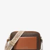 Velká crossbody kabelka Maeve Signature Logo Velká crossbody kabelka Maeve Signature Logo