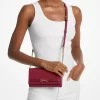 Velká kožená kabelka Carson Pebbled Crossbody Velká kožená kabelka Carson Pebbled Crossbody