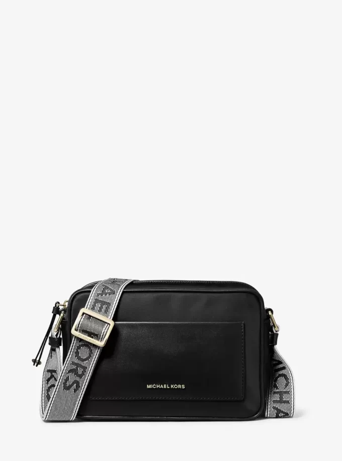 Velká nylonová gabardénová crossbody kabelka Jet Set Velká nylonová gabardénová crossbody kabelka Jet Set