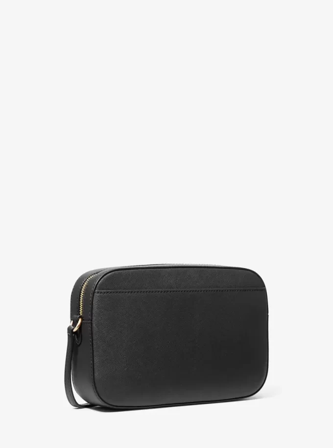 Velká safínová kožená crossbody kabelka Jet Set Velká safínová kožená crossbody kabelka Jet Set